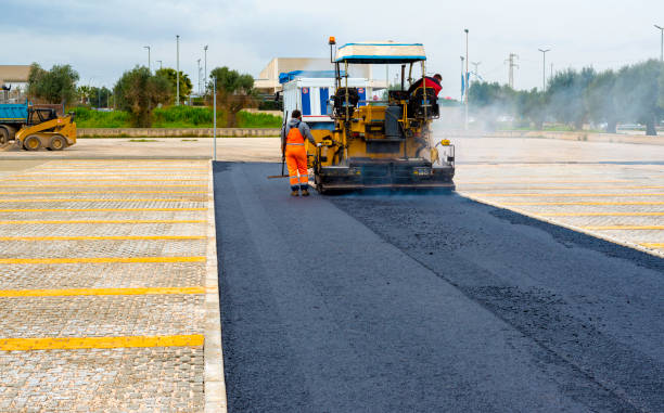 Best Driveway Paving Contractor  in Bent Creek, NC